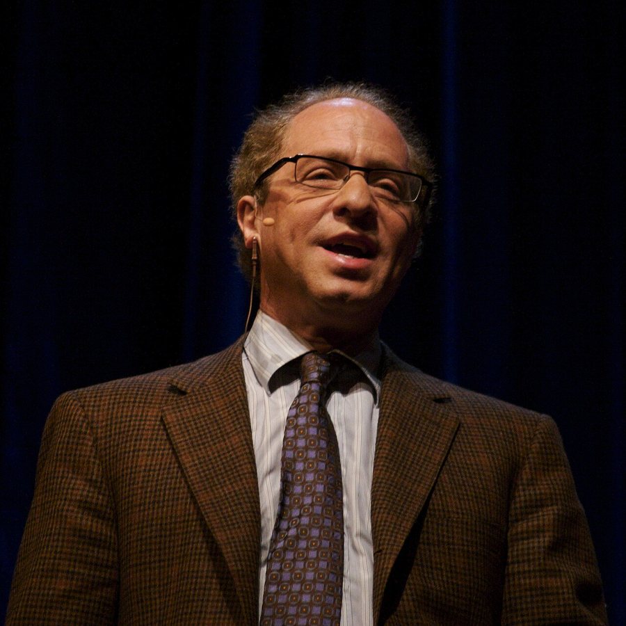 Ray Kurzweil speaking at Stanford in 2006